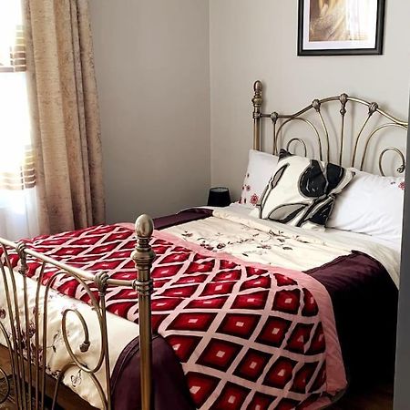 Stylish And Cosy 3 Bedroom Appartment Londen Buitenkant foto